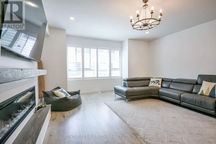 64 - 369 ESSA ROAD, Barrie (Holly), Ontario L4N9C8