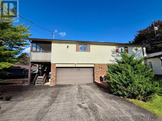 UPPER - 19 ROBINGLADE AVENUE, Kawartha Lakes (Mariposa), Ontario L0C1G0