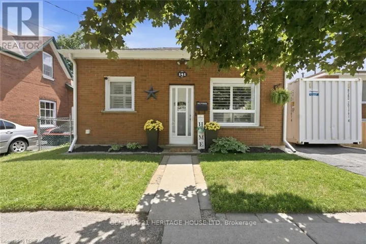 141 EAST AVENUE E, Brantford, Ontario N3S3M3