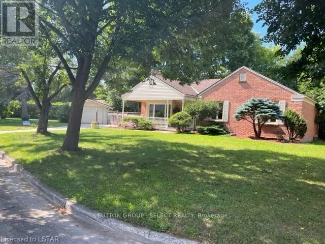 LOWER - 6 KIRKTON COURT, London North (North H), Ontario N5X1T2