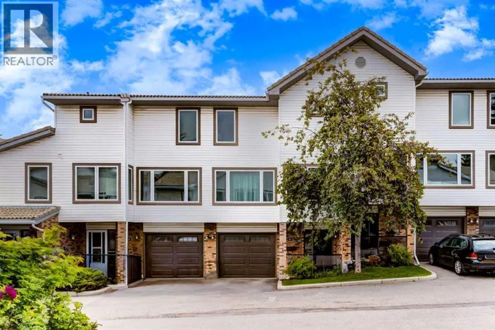88 Coachway Gardens SW, Calgary, Alberta T3H2V9