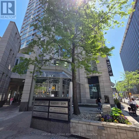 2210 - 2191 YONGE STREET, Toronto (Mount Pleasant West), Ontario M4S3H8