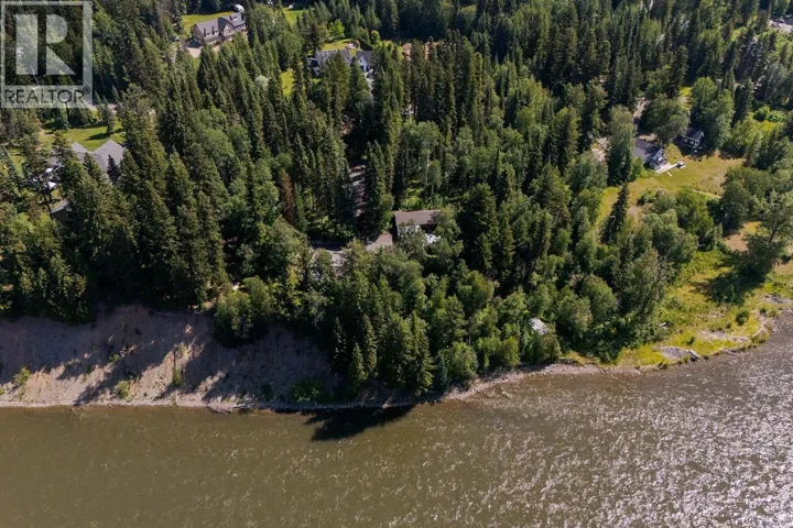 8307 TOOMBS DRIVE, Prince George, British Columbia V2K5A3