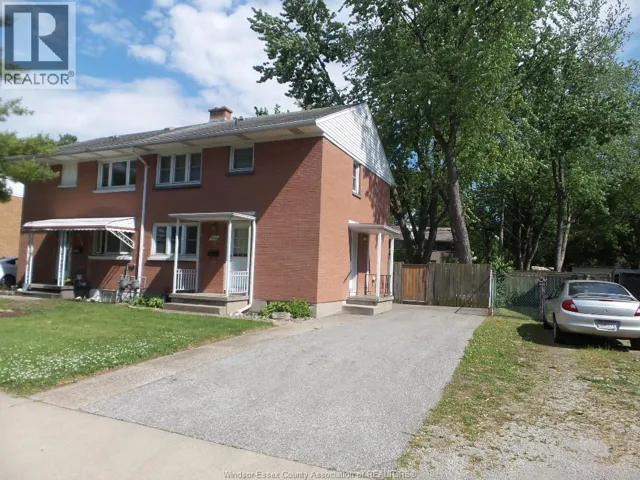 2163 COLLEGE AVENUE, Windsor, Ontario N8B1M6
