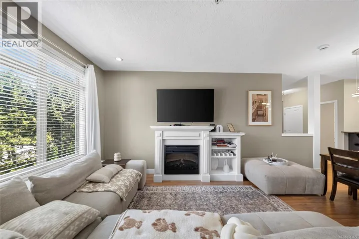 307 623 Treanor Ave, Langford, British Columbia V9B0B1