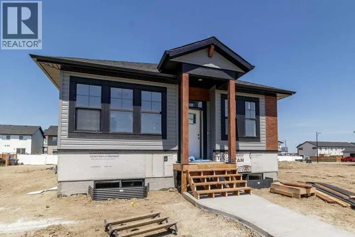 25 Ian Way, Sylvan Lake, Alberta T4S0W5
