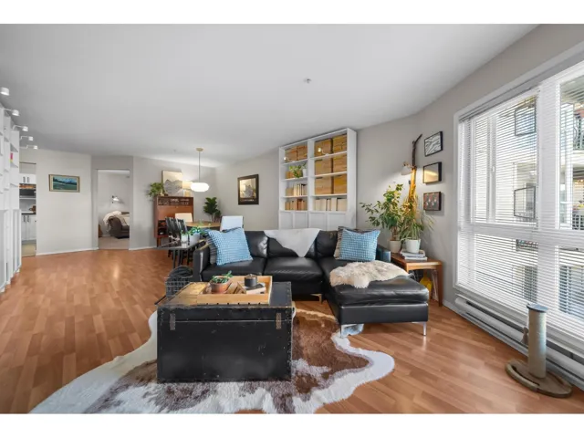 206 3172 GLADWIN ROAD, Abbotsford, British Columbia V2T5T3