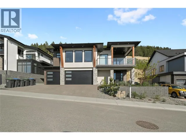 695 Deans Drive, Kelowna, British Columbia V1P1A1