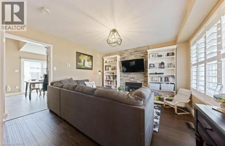 83 OSBORN Avenue Unit# Full House, Brantford, Ontario N3T6R3