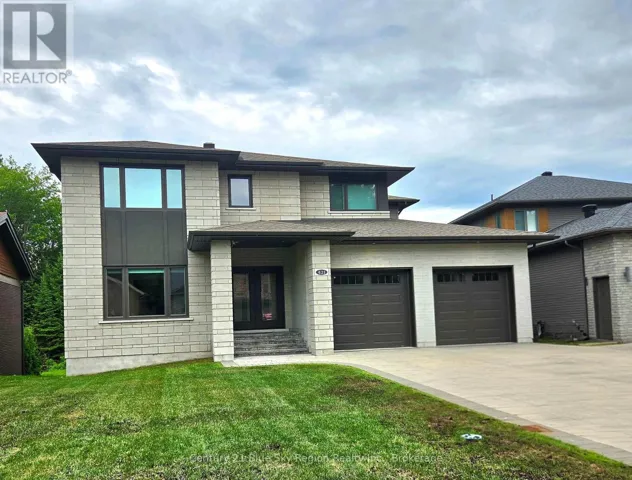421 PEARCE STREET, North Bay (Airport), Ontario P1C1M8