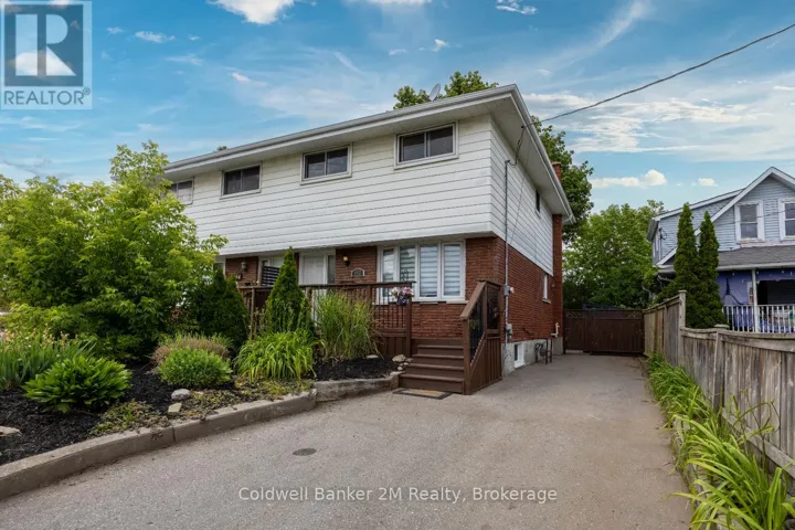 152 TAUNTON ROAD W, Oshawa (Samac), Ontario L1G3T3