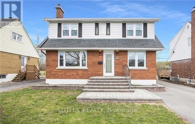 2012 DORVAL AVENUE, Ottawa, Ontario K1G2N8