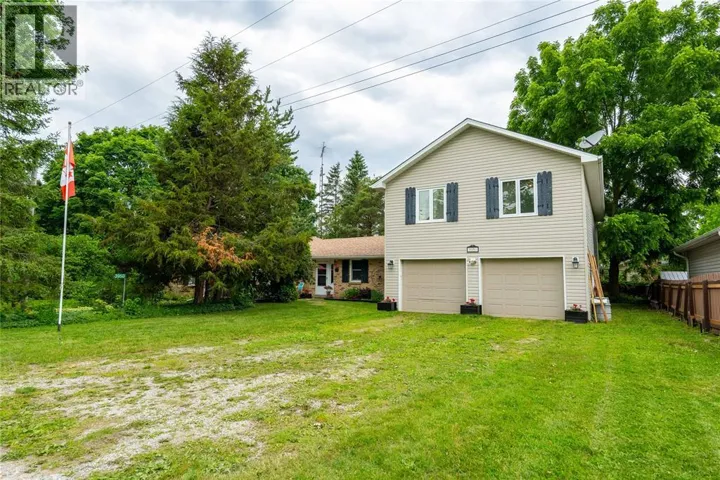 3590 Point View DRIVE, Plympton-Wyoming, Ontario N0N1J6