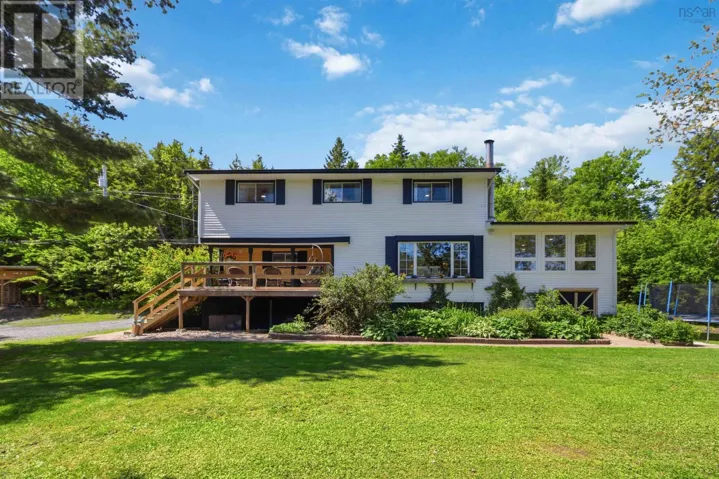 20 Kings Way, Lake Echo, Nova Scotia B3E1N1