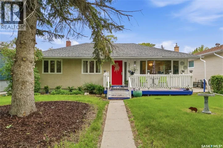 3226 Whitmore AVENUE, Regina, Saskatchewan S4S1B9