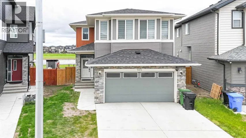 915 Corner Meadows Way NE, Calgary, Alberta T3N2C2