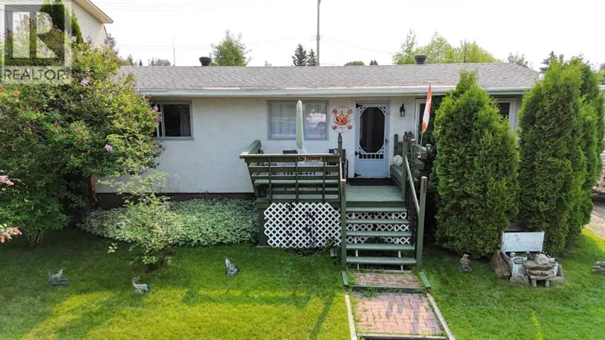 1121 56 Street, Edson, Alberta T7E1H9