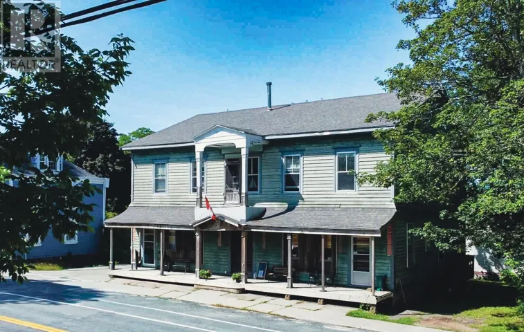 121 Water Street, Shelburne, Nova Scotia B0T1W0