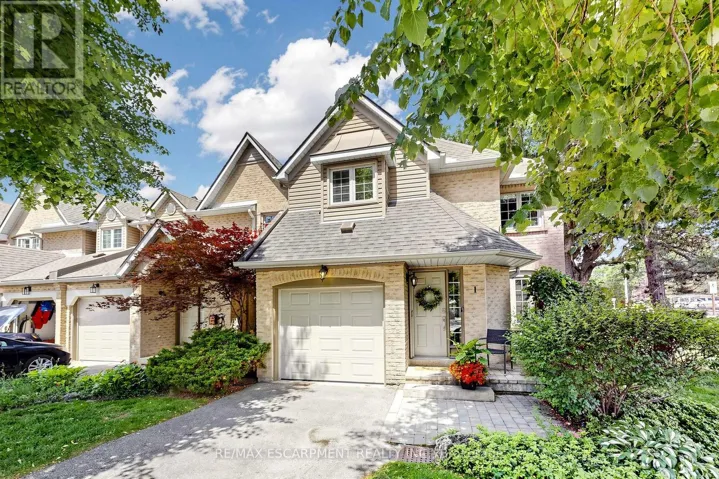 1 - 286 HAMILTON DRIVE, Hamilton (Ancaster), Ontario L9G4W6