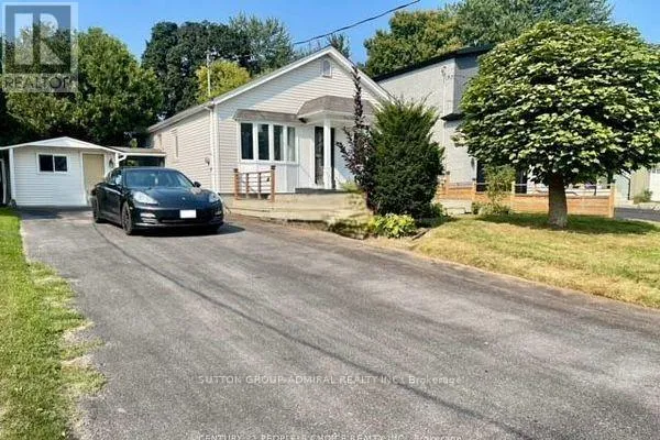 38 FENWOOD HEIGHTS, Toronto (Cliffcrest), Ontario M1M2V8
