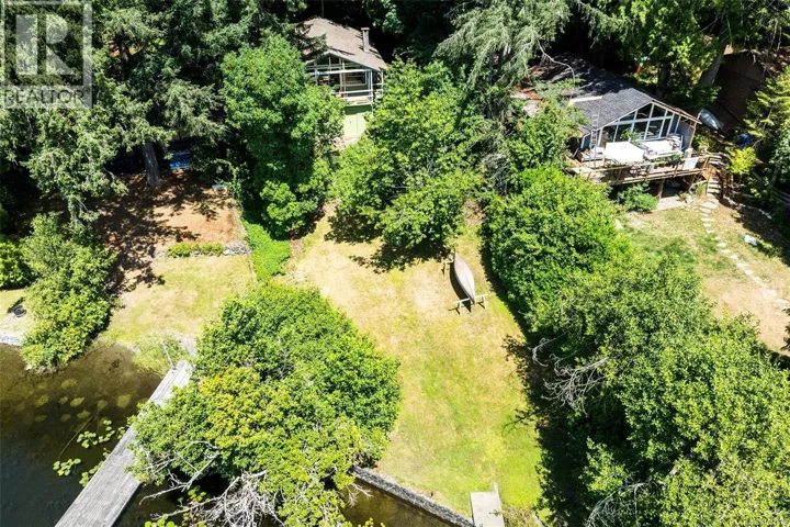 2442 Sommer Lane, Shawnigan Lake, British Columbia V8H2E5