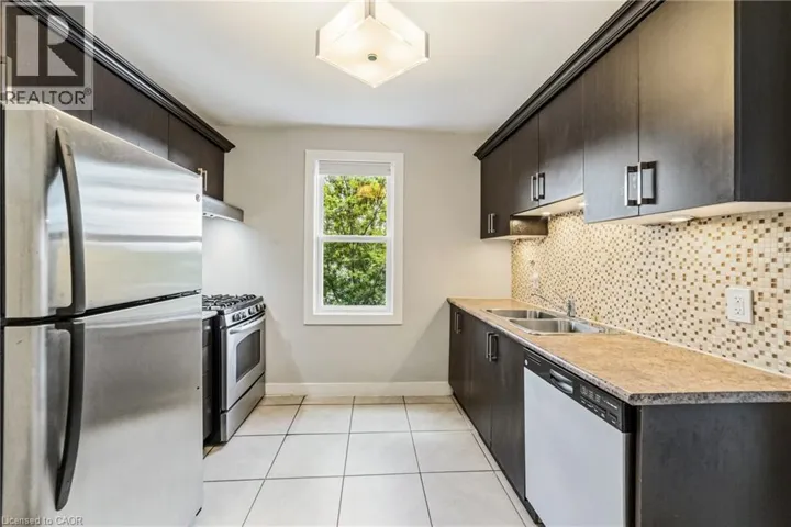 1544 KING Street E Unit# 406, Hamilton, Ontario L8K1S9