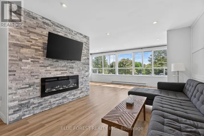 202 - 600 GRENFELL DRIVE, London North (North C), Ontario N5X2R8