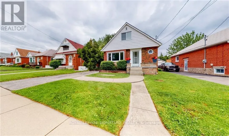 UPPER - 282 EAST 18TH STREET, Hamilton (Inch Park), Ontario L9A4P6