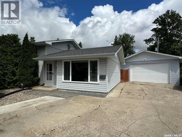19 Sampson PLACE, Regina, Saskatchewan S4R4R5