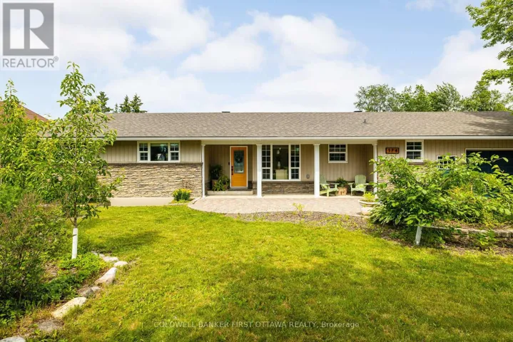 174 LLOYDALEX CRESCENT, Ottawa, Ontario K0A1L0