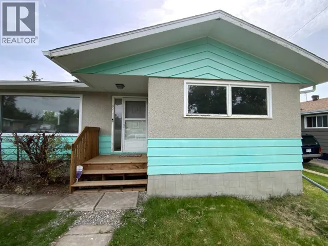 521 4 Street SE, Three Hills, Alberta T0M2A0