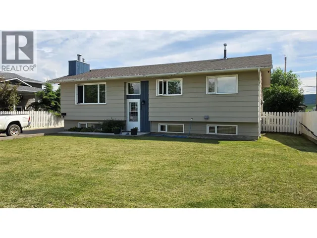 1533 116 Avenue, Dawson Creek, British Columbia V1G2N8