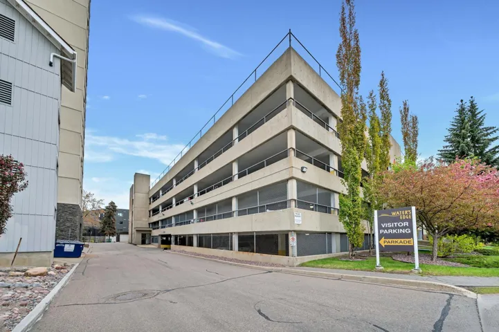 10151, 10153 Saskatchewan Dr NW, Edmonton, Alberta T6E6B6