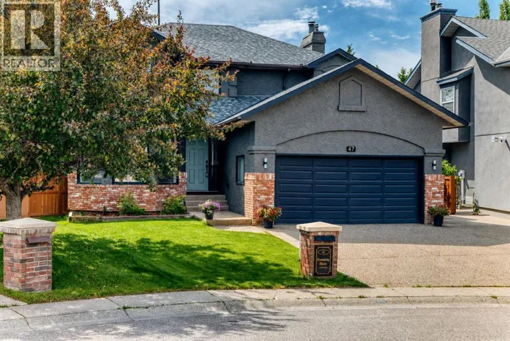 47 Canterbury Court SW, Calgary, Alberta T2W6C2