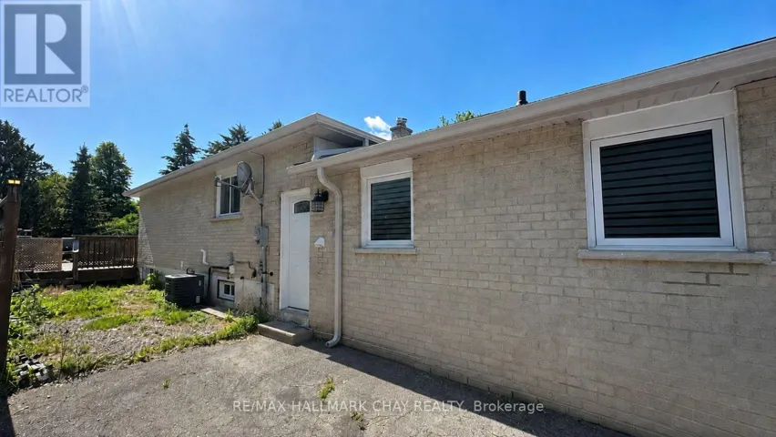 LOWER - 32 STEWART AVENUE, New Tecumseth (Alliston), Ontario L9R1C8