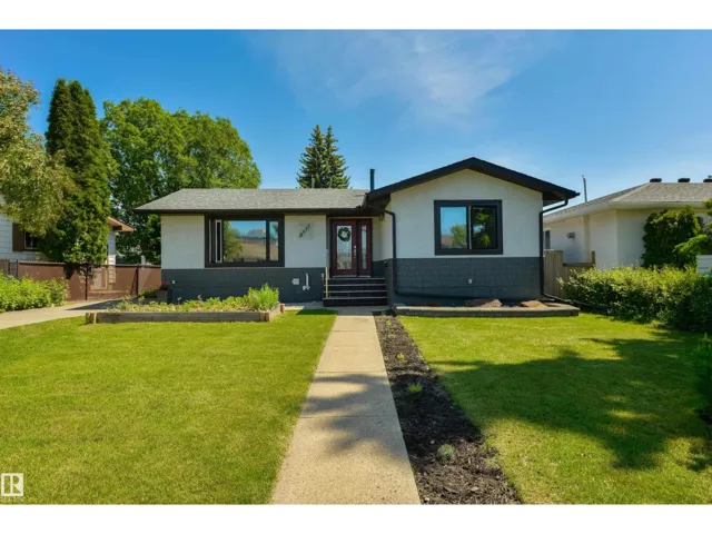 8917 162 ST NW, Edmonton, Alberta T5R2M5