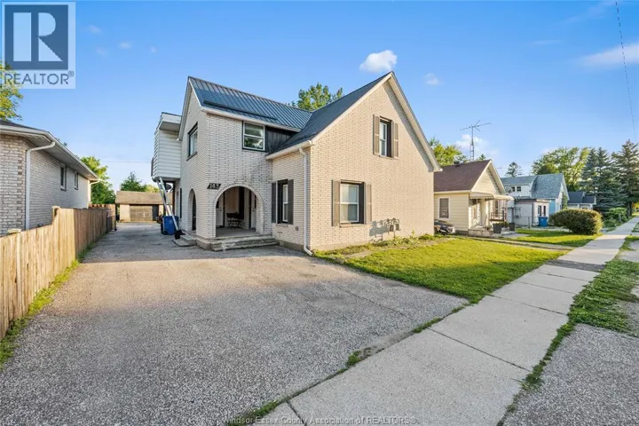 143 WELLINGTON STREET, Harrow, Ontario N0R1G0