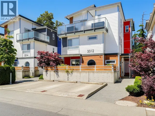 104 3312 Radiant Way, Langford, British Columbia V9Z0K3