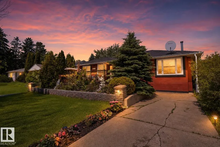 11124 110A AV NW NW, Edmonton, Alberta T5H1K1