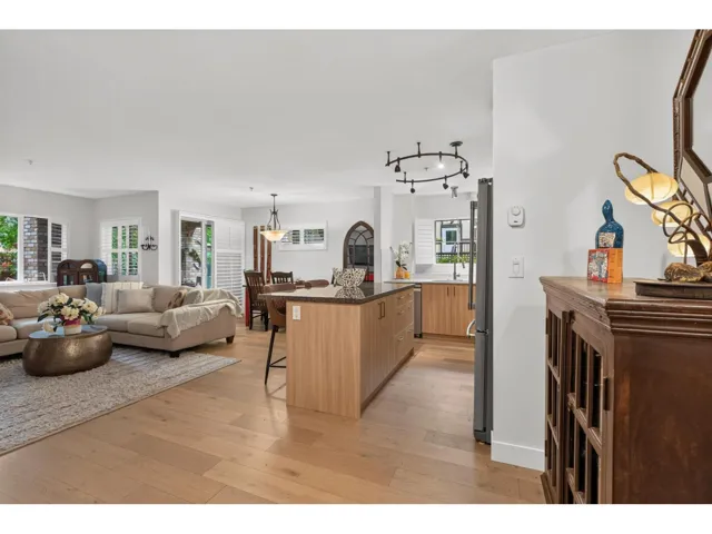 209 8717 160 STREET, Surrey, British Columbia V4N5X7