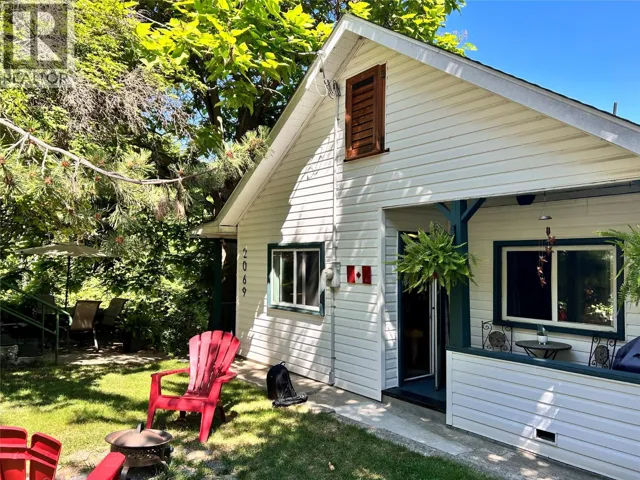2069 Daniel Street, Trail, British Columbia V1R4H1