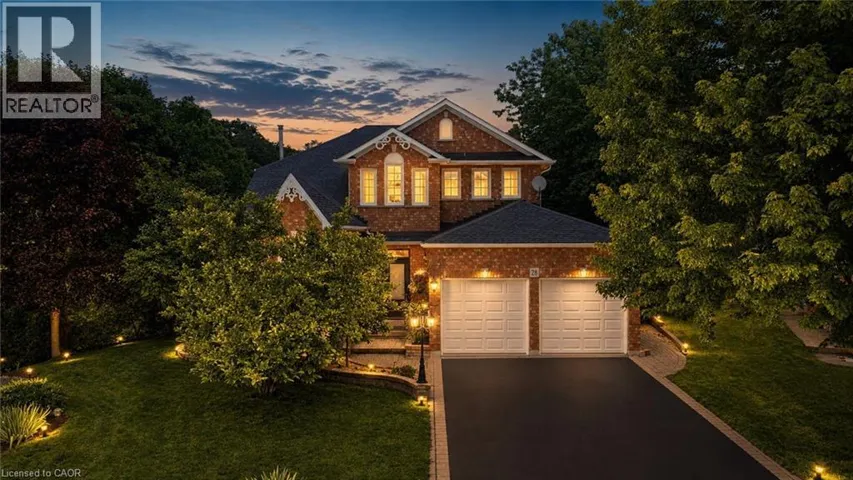 28 TAYWOOD Court, Hamilton, Ontario L9H7A2