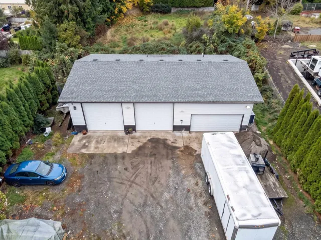 2561 ROSS ROAD, Abbotsford, British Columbia V4X1J3