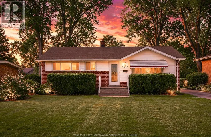 3425 RANKIN, Windsor, Ontario N9E3C4