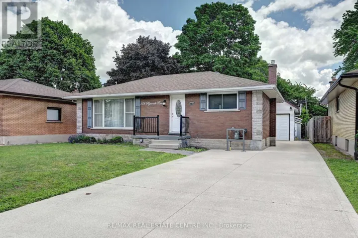 158 PLYMOUTH ROAD, Kitchener, Ontario N2G3G5