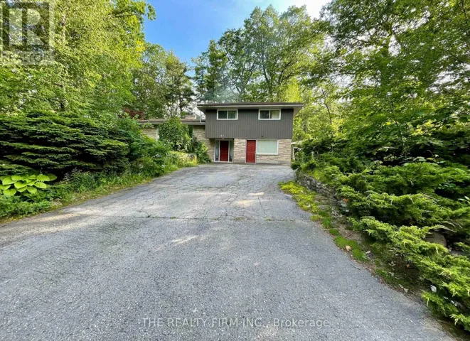 48 LAKE ROAD, Lambton Shores (Grand Bend), Ontario N0M1T0