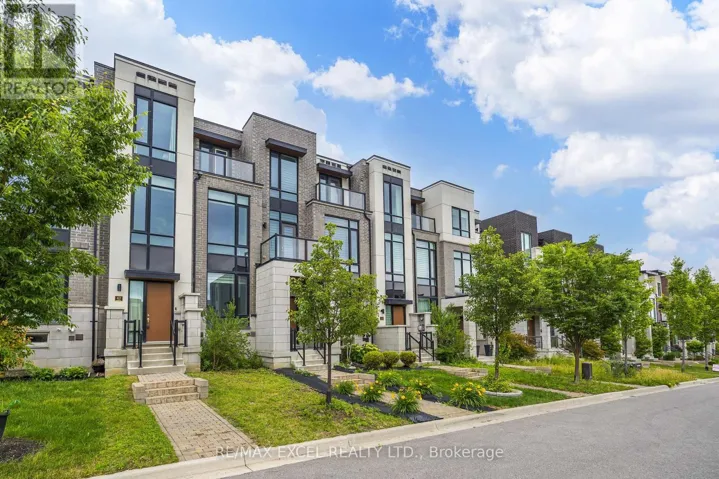 42 AYLIN CRESCENT, Vaughan (Patterson), Ontario L6A4Z8