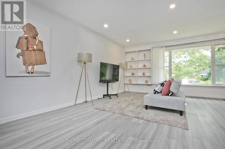 19 BEACHAM CRESCENT, Toronto (Tam O'Shanter-Sullivan), Ontario M1T1M9