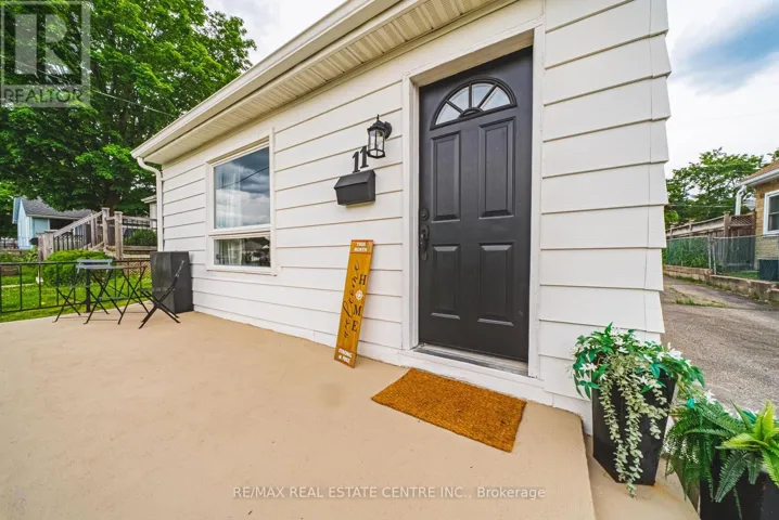 11 BROADVIEW CRESCENT, Cambridge, Ontario N1R3V6