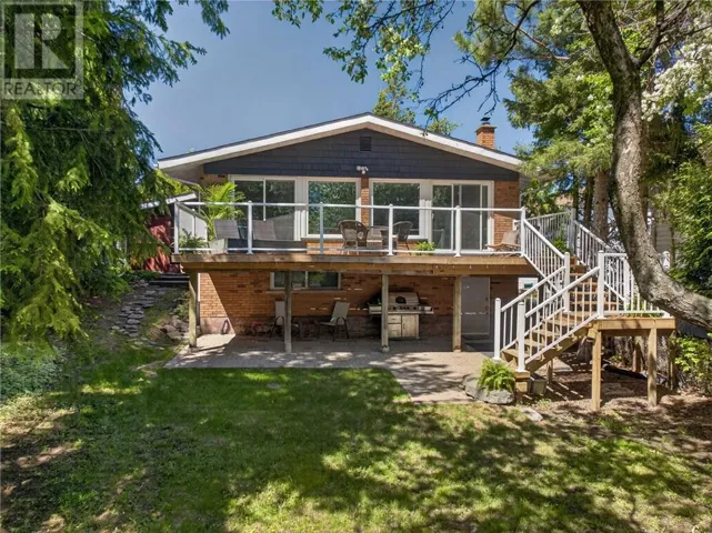 27 Nepahwin Avenue, Sudbury, Ontario P3E2H5